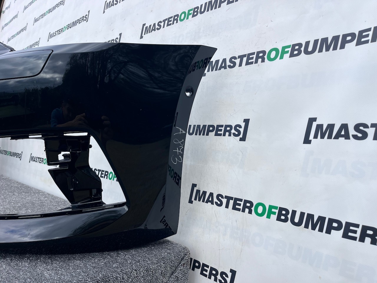 Audi A6 Se Sport C8 Saloon Estate 2019-2024 Front Bumper 6 Pdc Genuine [a873]