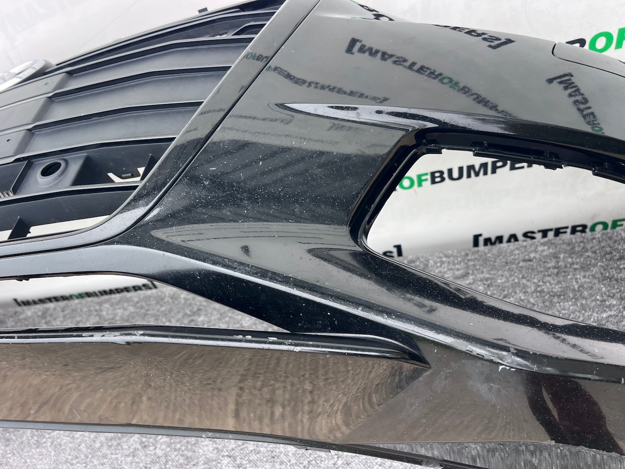 Audi A6 Sport Se C8 Saloon Estate 2019-2022 Front Bumper 6 Pdc Genuine [a880]