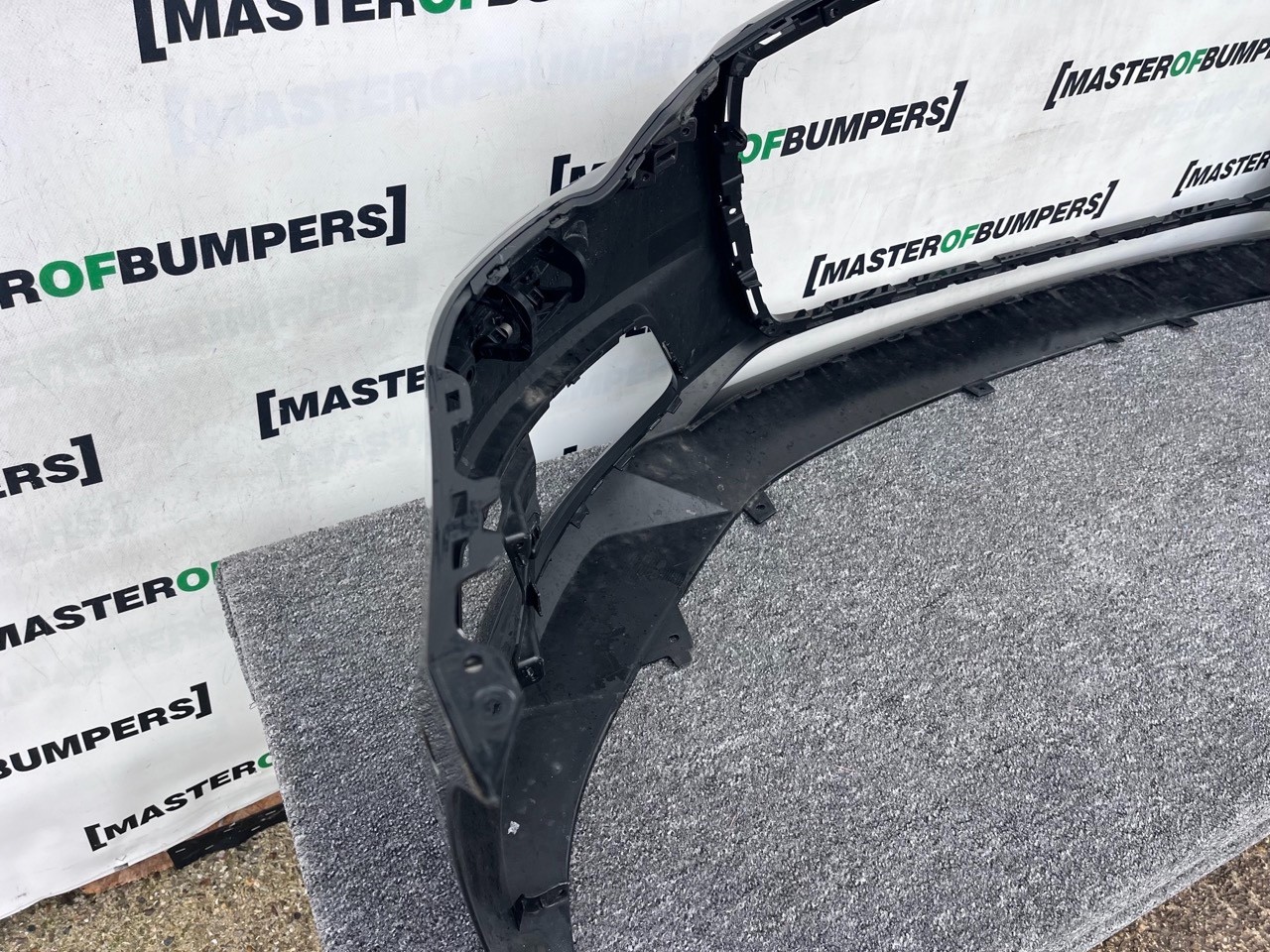 Audi A6 Sport Se C8 2019-2022 Front Bumper 6 Pdc + Jets Genuine [a897]