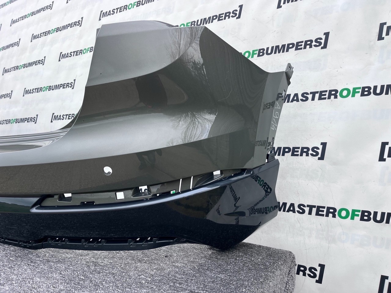 Audi Q3 Sport Mk2 2018-2024 Rear Bumper 4 Pdc Genuine [a914]