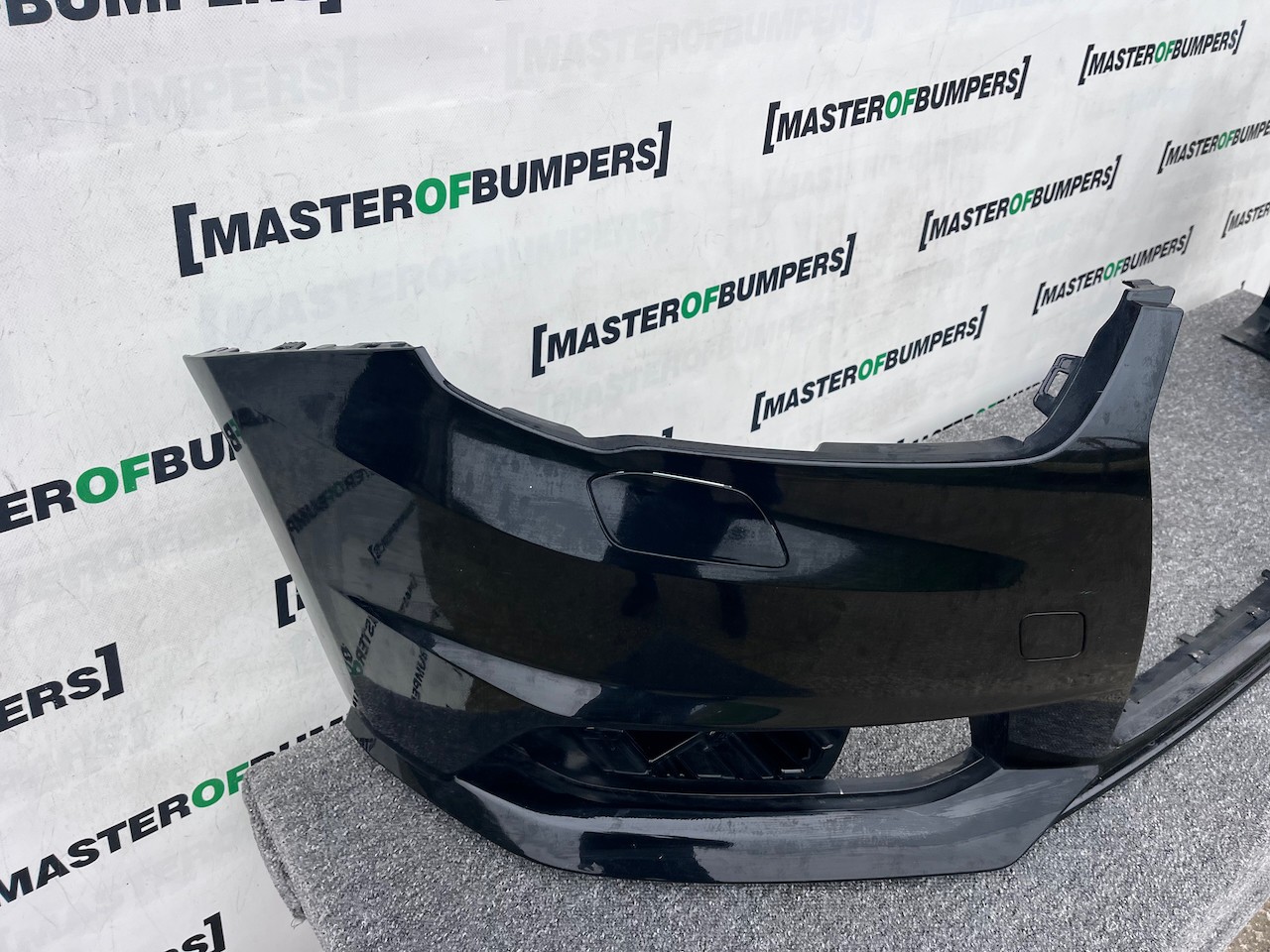 Audi A1 S-line Hatchback Lift 2015-2018 Front Bumper No Pdc Jets Genuine [a922]