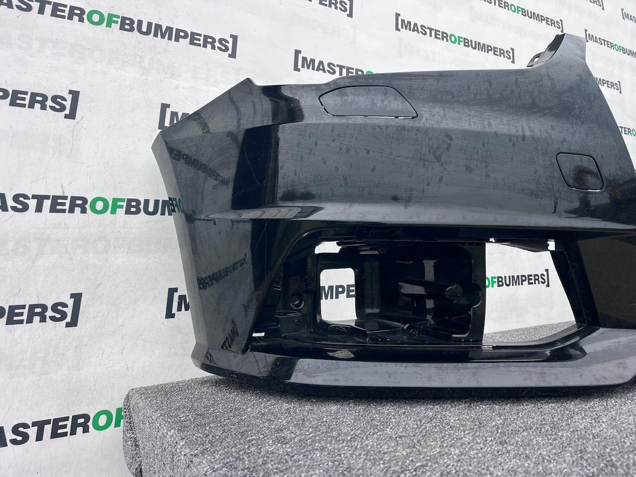 Audi A1 S-line Hatchback Lift 2015-2018 Front Bumper No Pdc Jets Genuine [a922]