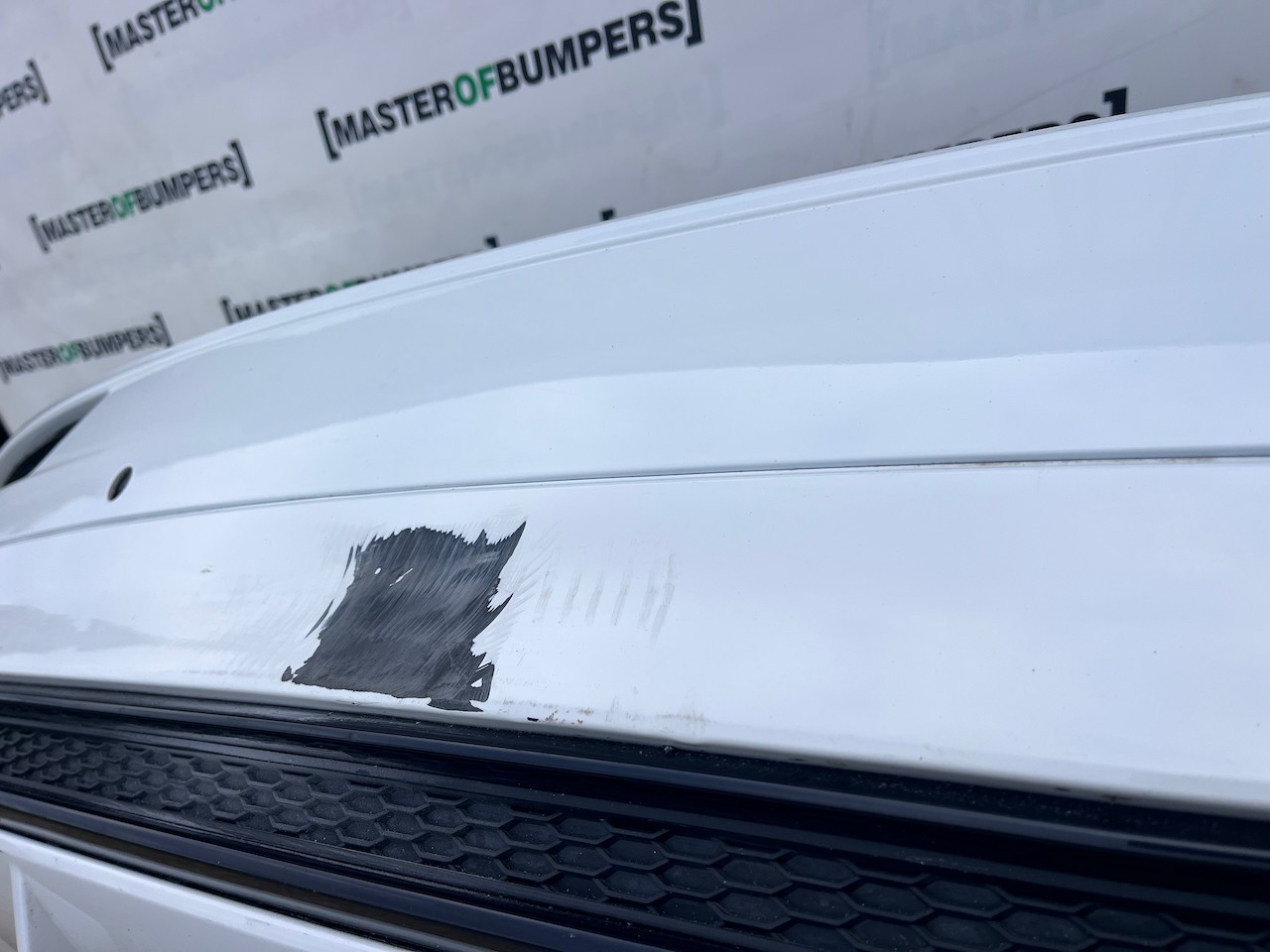 Audi Q5 S Line Black Edition Suv 2017-2020 Rear Bumper 4 Pdc Genuine [a937]