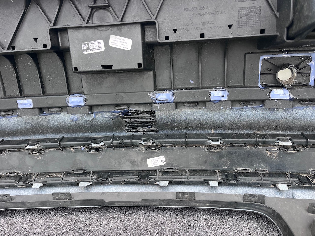 Audi Q5 S Line Black Edition Suv 2017-2020 Rear Bumper 4 Pdc Genuine [a937]