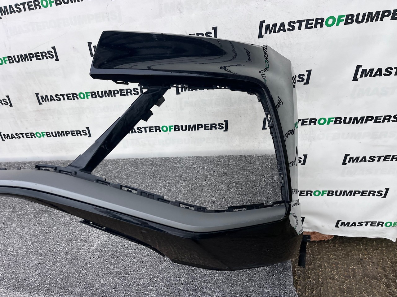 Audi Q8 S Line Sq8 Edition Suv 2019-2023 Front Bumper 6 Pdc Genuine [a949]