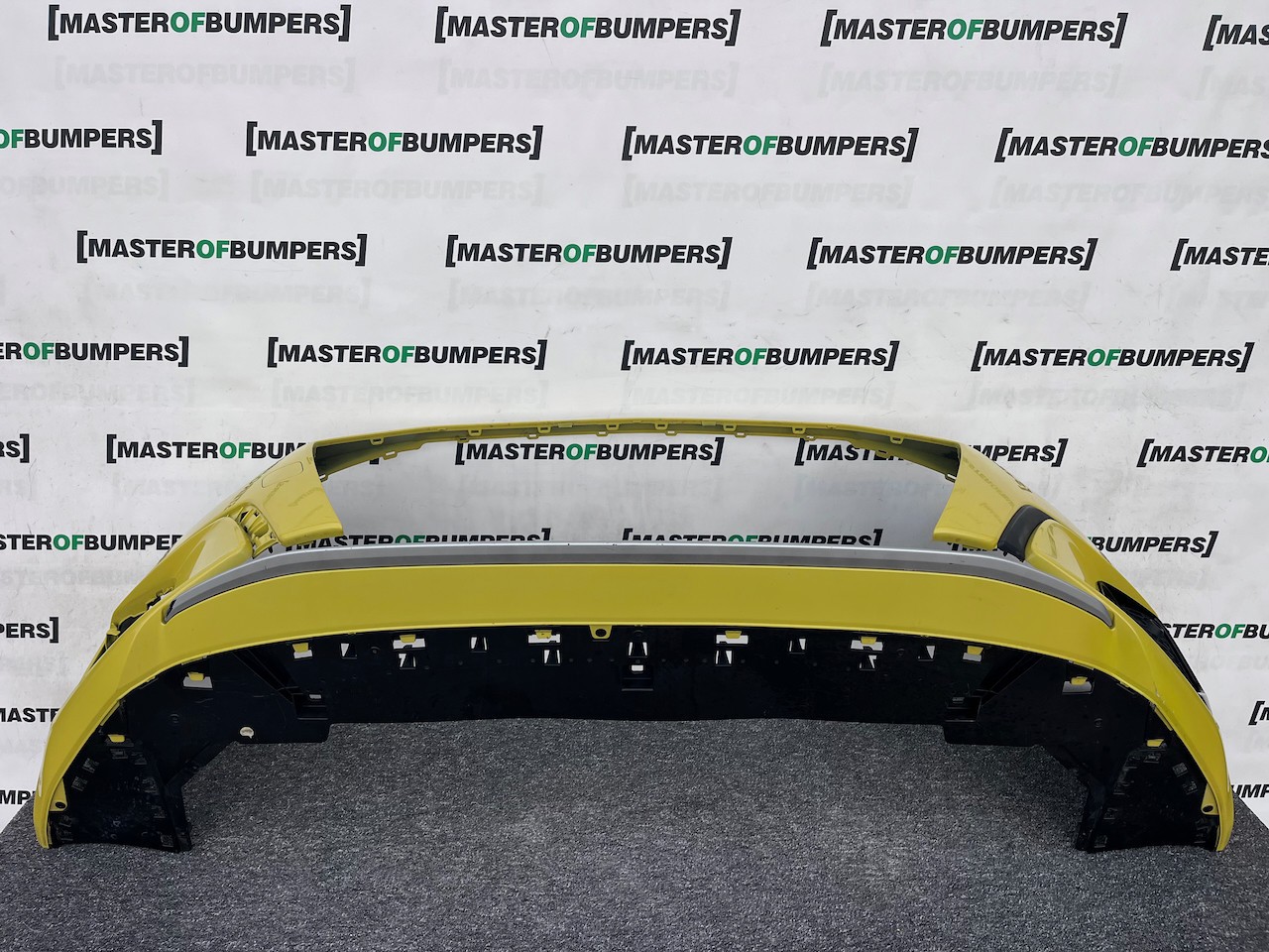 Audi A3 Basic Se 8y Hatchback 2020-2024 Front Bumper 4 Pdc Genuine [a952]