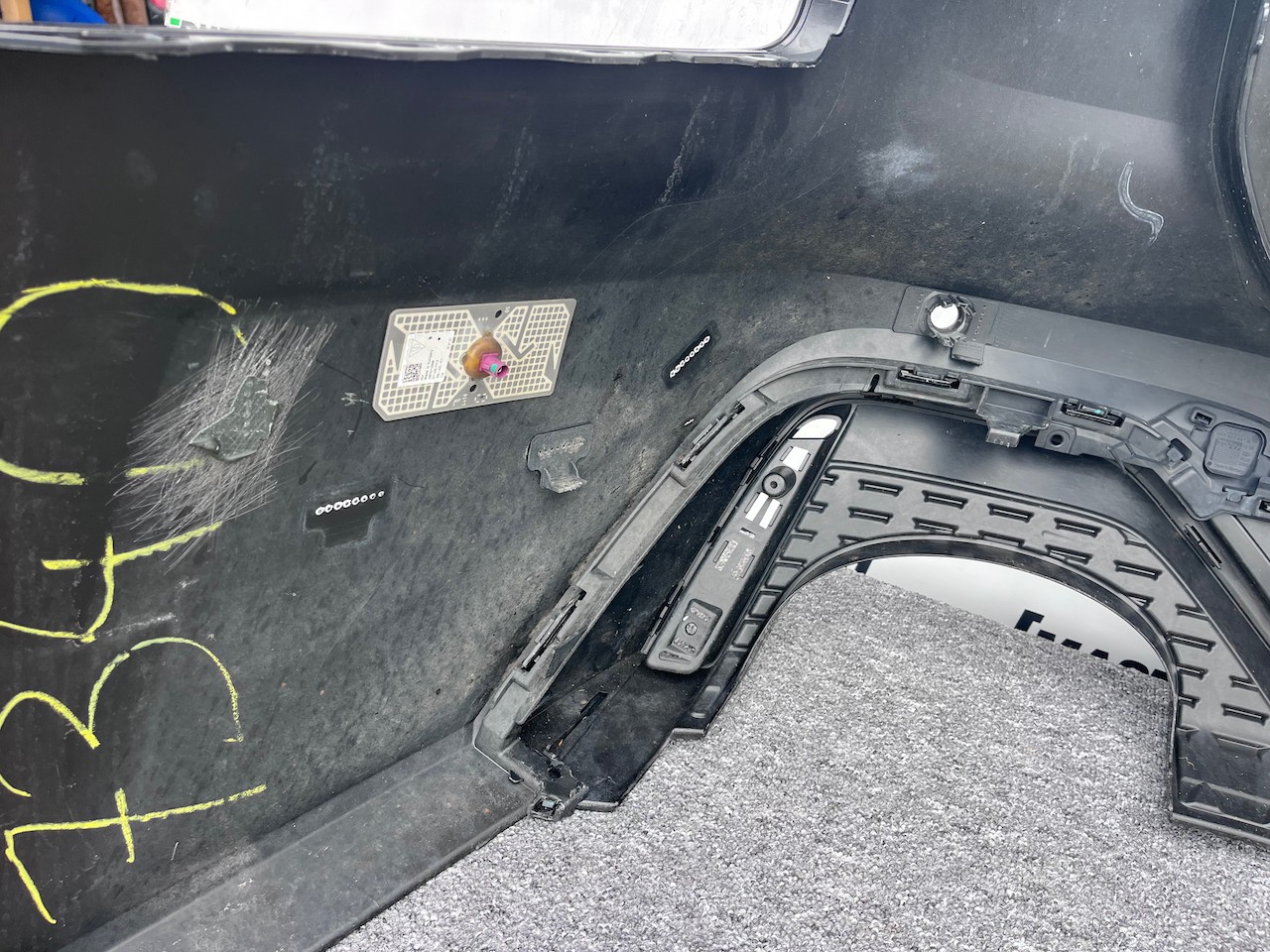 Audi Rs6 C8 Avant 2020-2024 Rear Bumper W/ Diffuser 6 Pdc Genuine [a813]