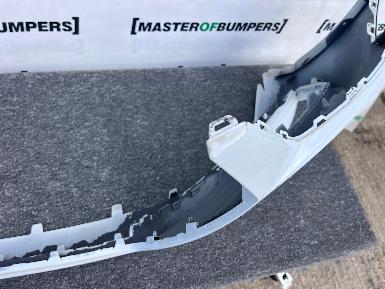 Audi A3 Se Sportback 8v Facelift 2016-19 Front Bumper No Pdc Jets Genuine [a971]