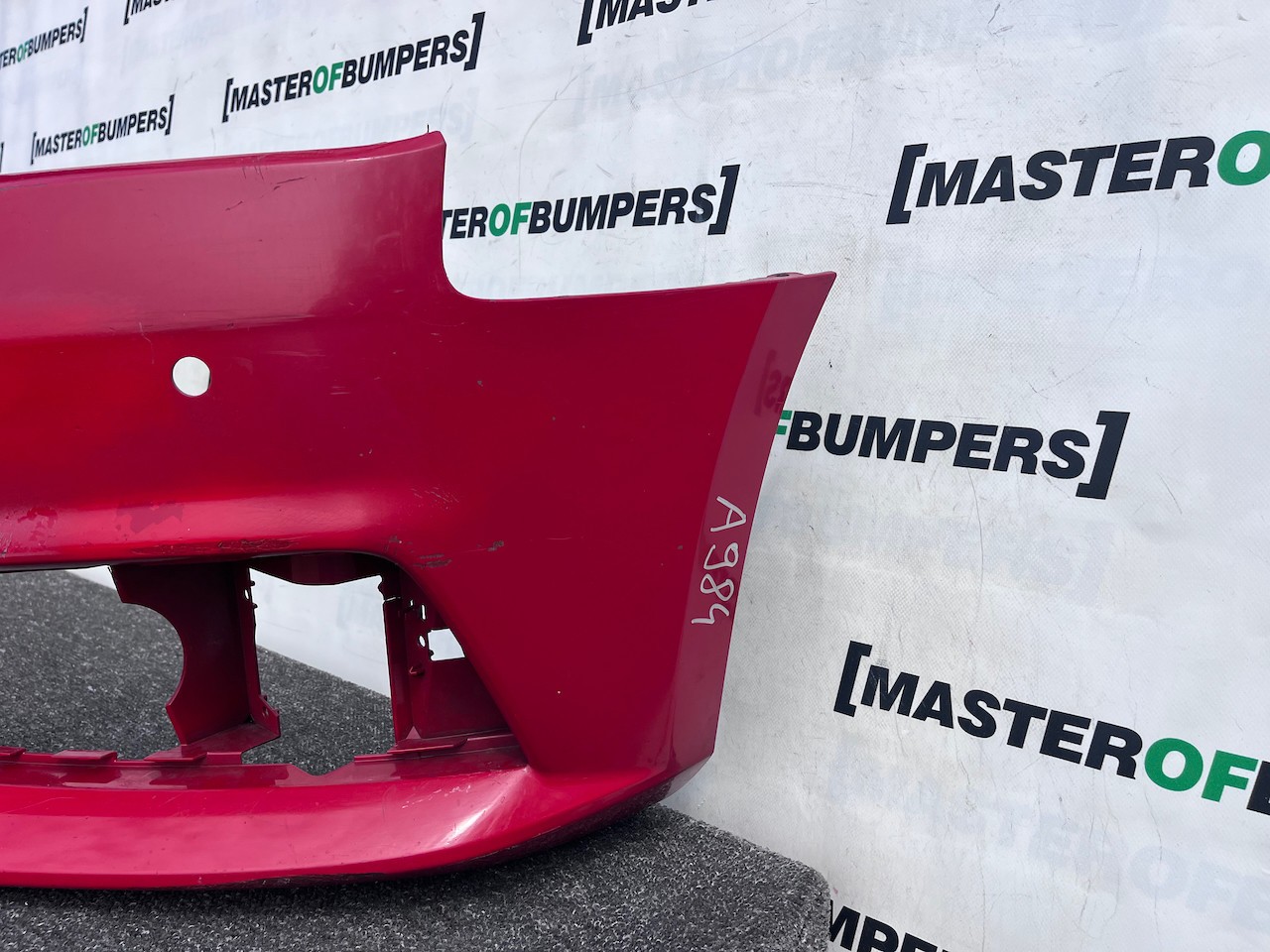 Audi A4 Se Saloon Estate B9 2016-2019 Front Bumper 4 Pdc Genuine [a984]