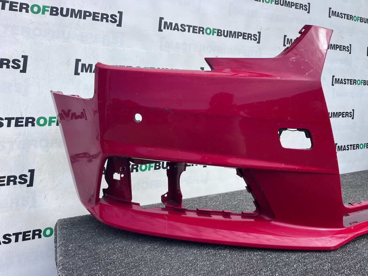 Audi A4 Se Saloon Estate B9 2016-2019 Front Bumper 4 Pdc Genuine [a984]