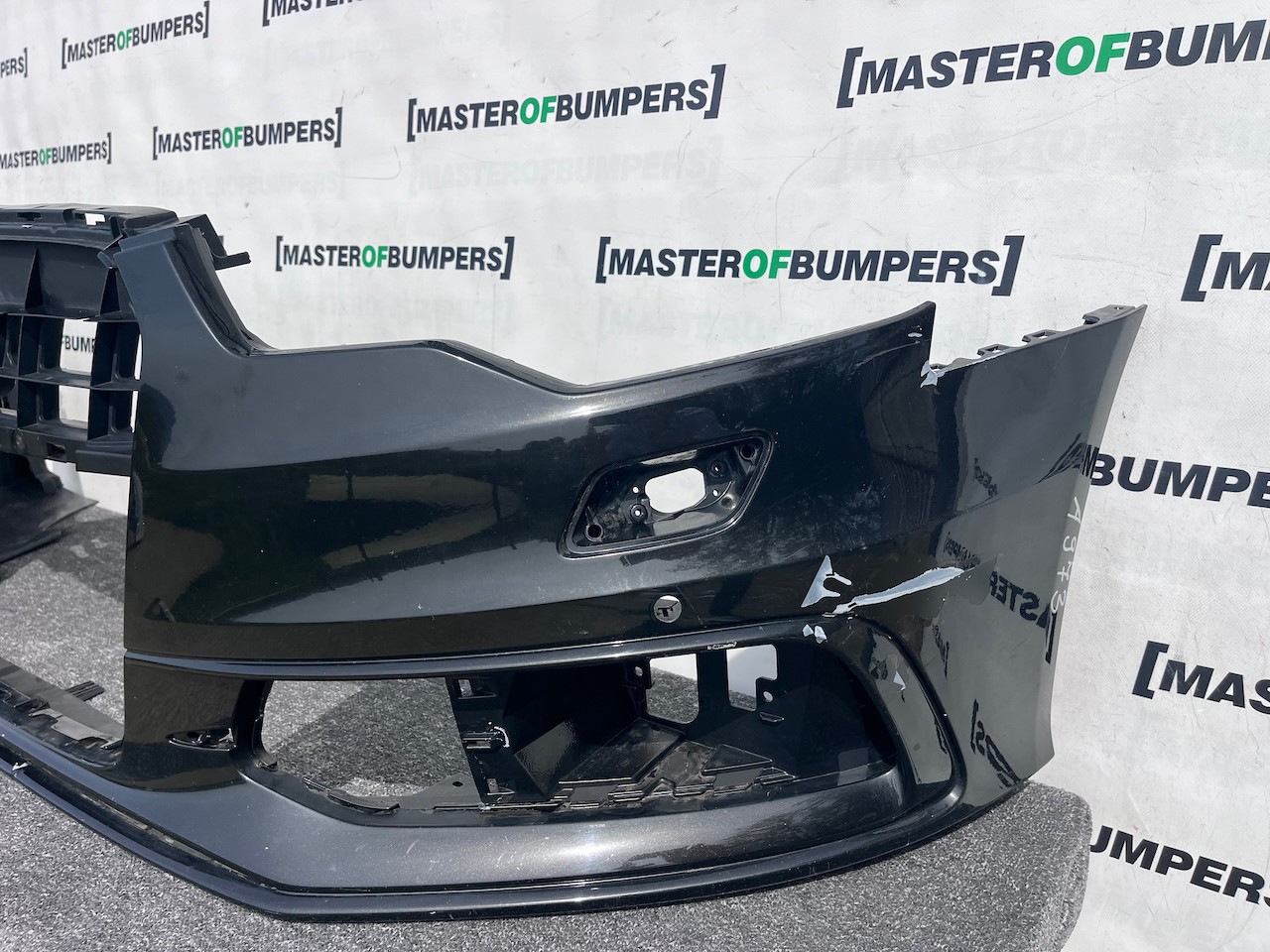 Audi A6 S Sline S6 Saloon Avant 2012-2014 Front Bumper 4 Pdc Jets Genuine [a973]