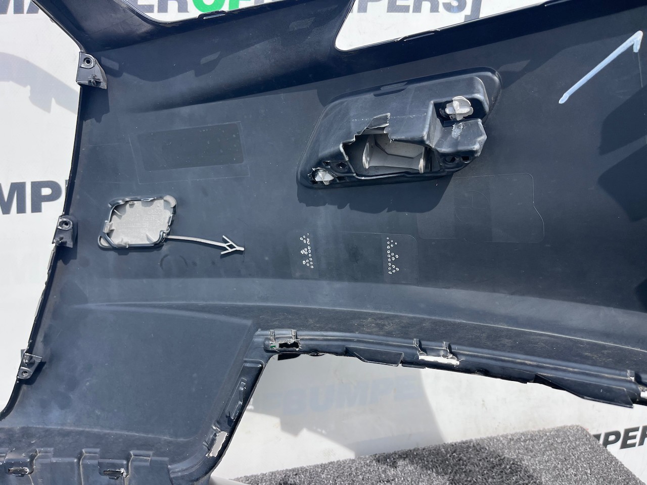 Audi A3 Se Hatchback 8v Lift 2016-2019 Front Bumper No Pdc Genuine [a978]