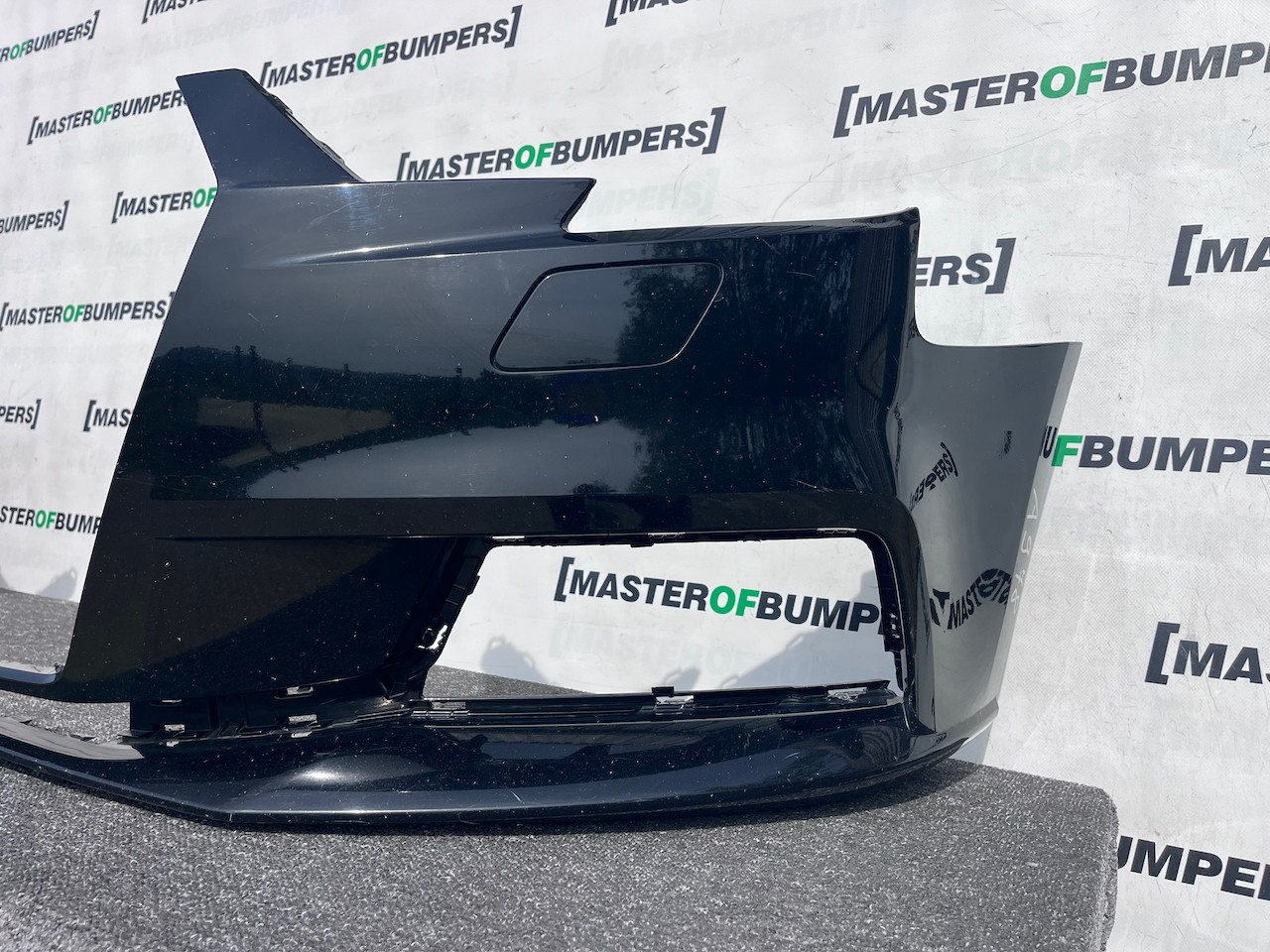 Audi A3 Se Hatchback 8v Lift 2016-2019 Front Bumper No Pdc Genuine [a978]