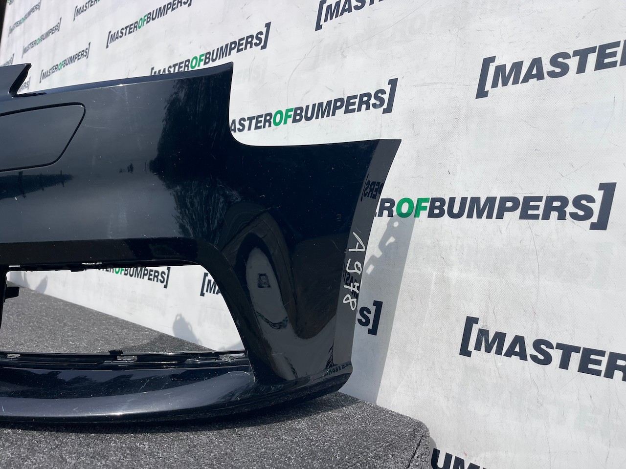 Audi A3 Se Hatchback 8v Lift 2016-2019 Front Bumper No Pdc Genuine [a978]