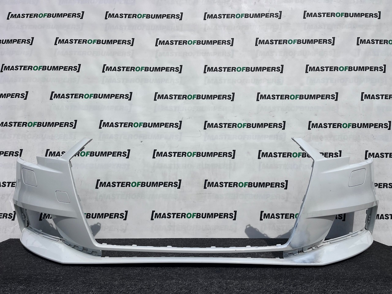 Audi A3 Se Hatchback 8v Lift 2016-2019 Front Bumper No Pdc Genuine [a979]