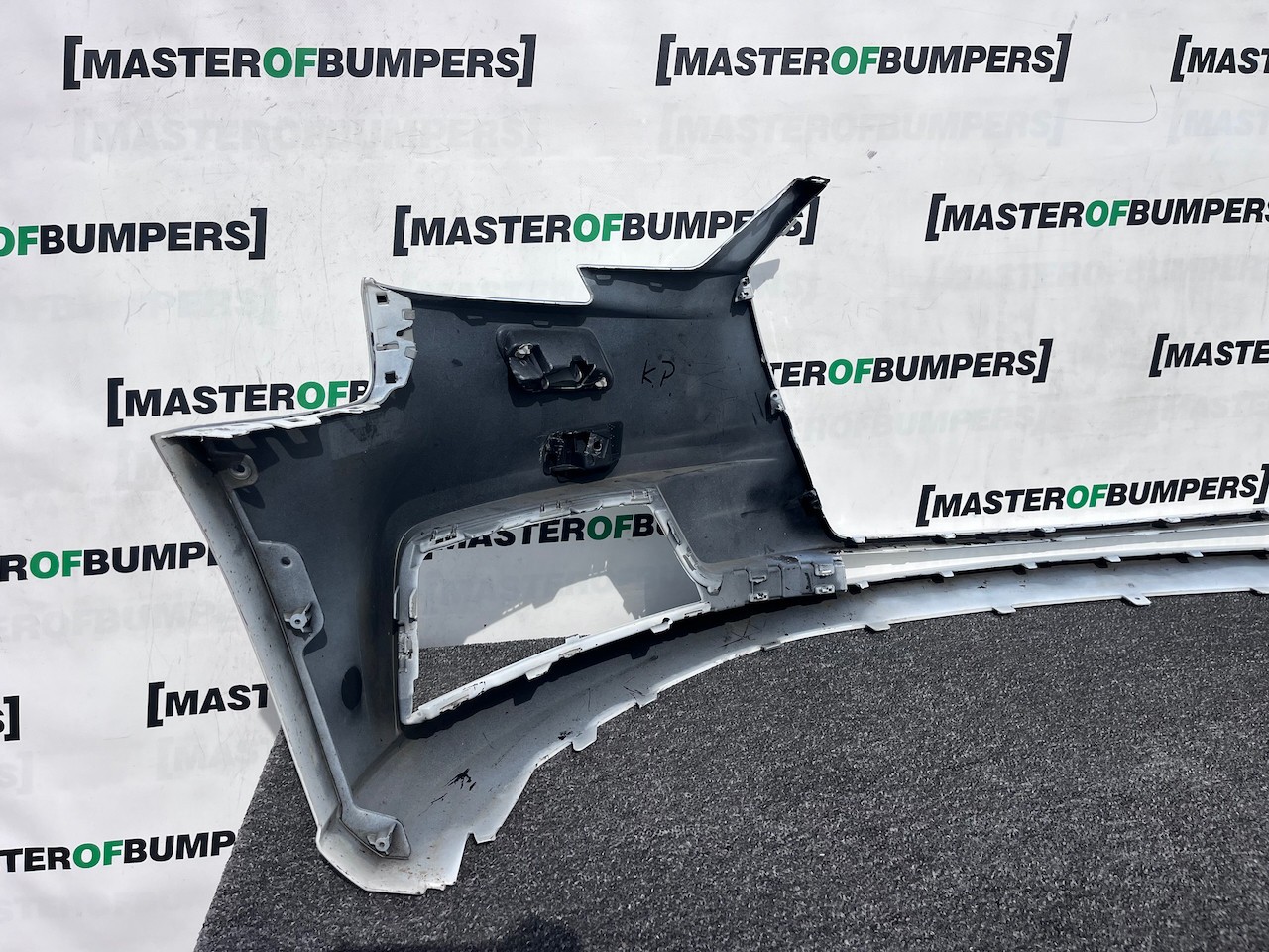 Audi A3 Se Hatchback 8v Lift 2016-2019 Front Bumper No Pdc Genuine [a979]