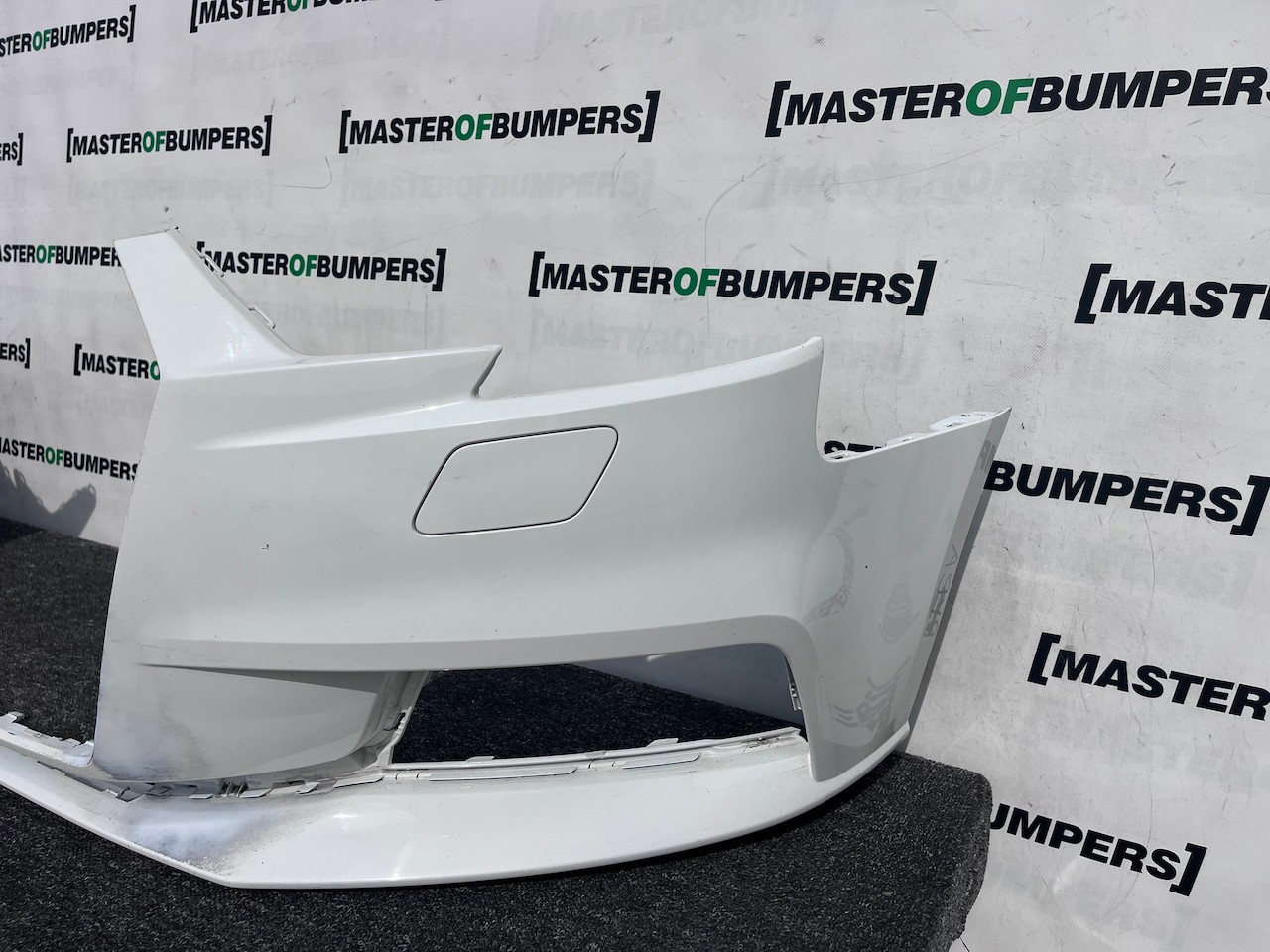 Audi A3 Se Hatchback 8v Lift 2016-2019 Front Bumper No Pdc Genuine [a979]