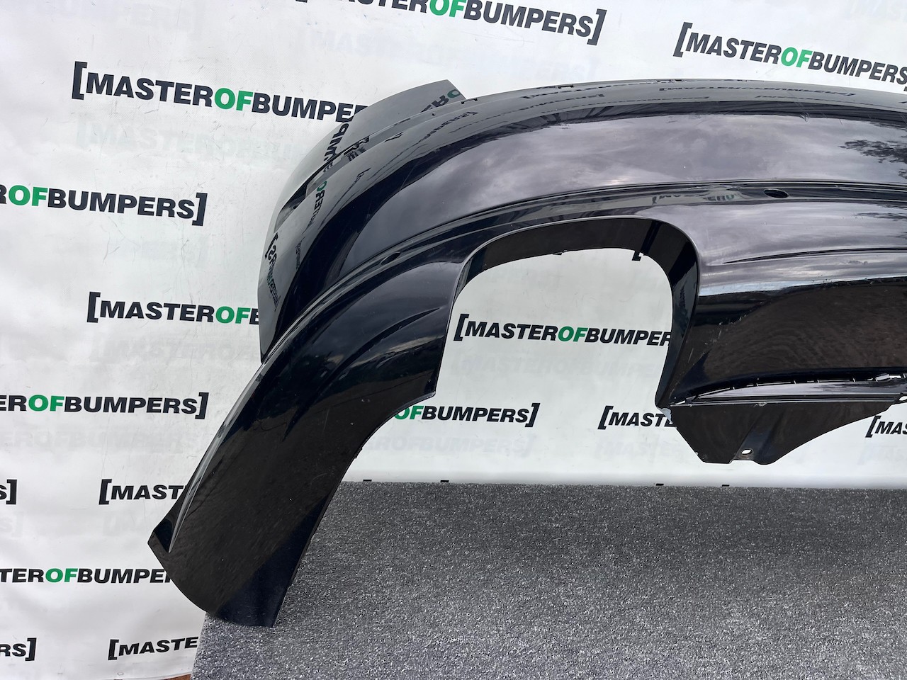 Audi S8 D3 4e Saloon 2003-2009 Rear Bumper W/ Diffuser 4 Pdc Genuine [a982]