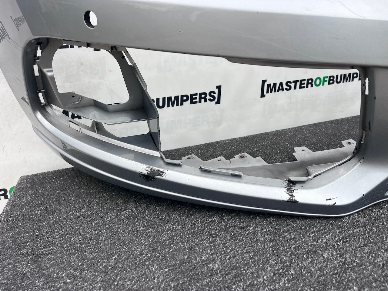 Audi Q5 Se Quattro Suv Mk1 Lift 2012-2016 Front Bumper 4 Pdc Genuine [a984]