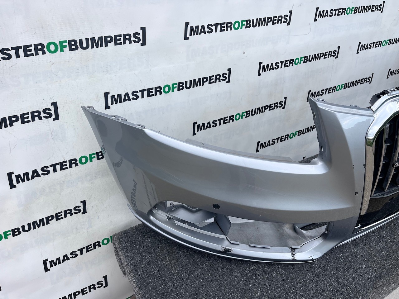Audi Q5 Se Quattro Suv Mk1 Lift 2012-2016 Front Bumper 4 Pdc Genuine [a984]