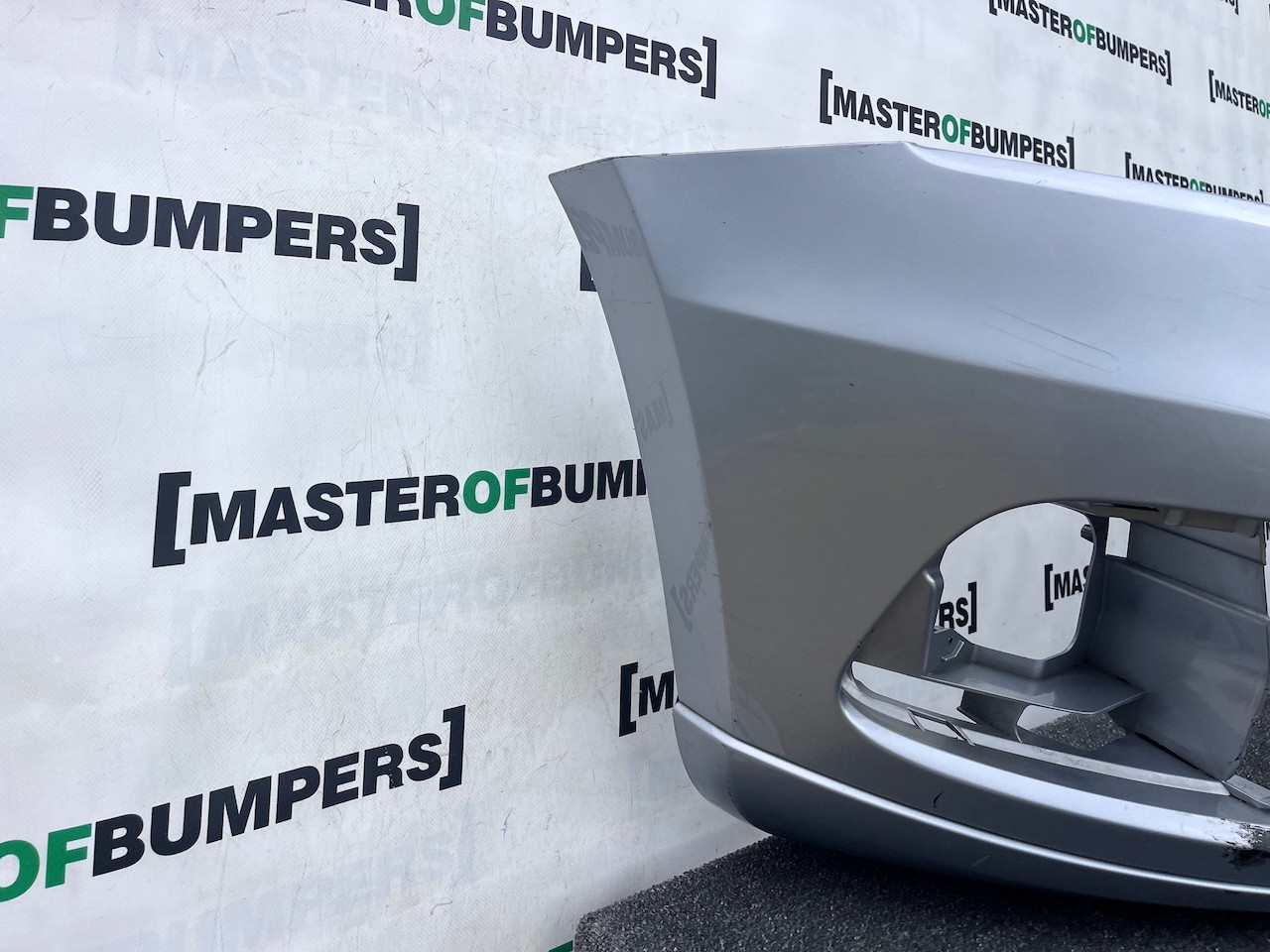 Audi Q5 Se Quattro Suv Mk1 Lift 2012-2016 Front Bumper 4 Pdc Genuine [a984]
