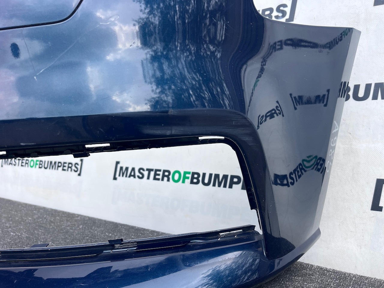 Audi A3 Se 8v Lift Hatchback 2016-2019 Front Bumper No Pdc Jets Genuine [a985]