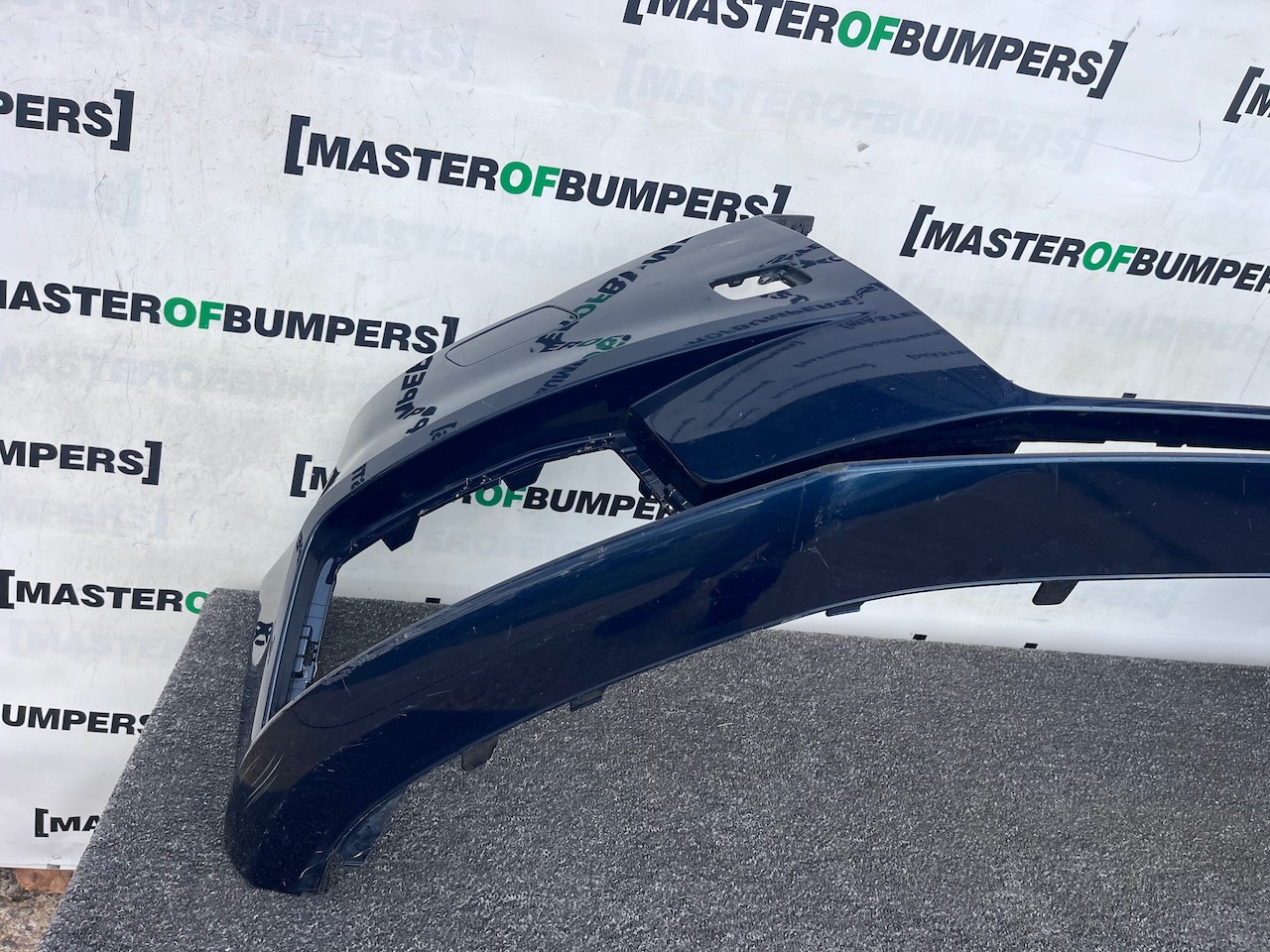 Audi A3 Se 8v Lift Hatchback 2016-2019 Front Bumper No Pdc Jets Genuine [a985]