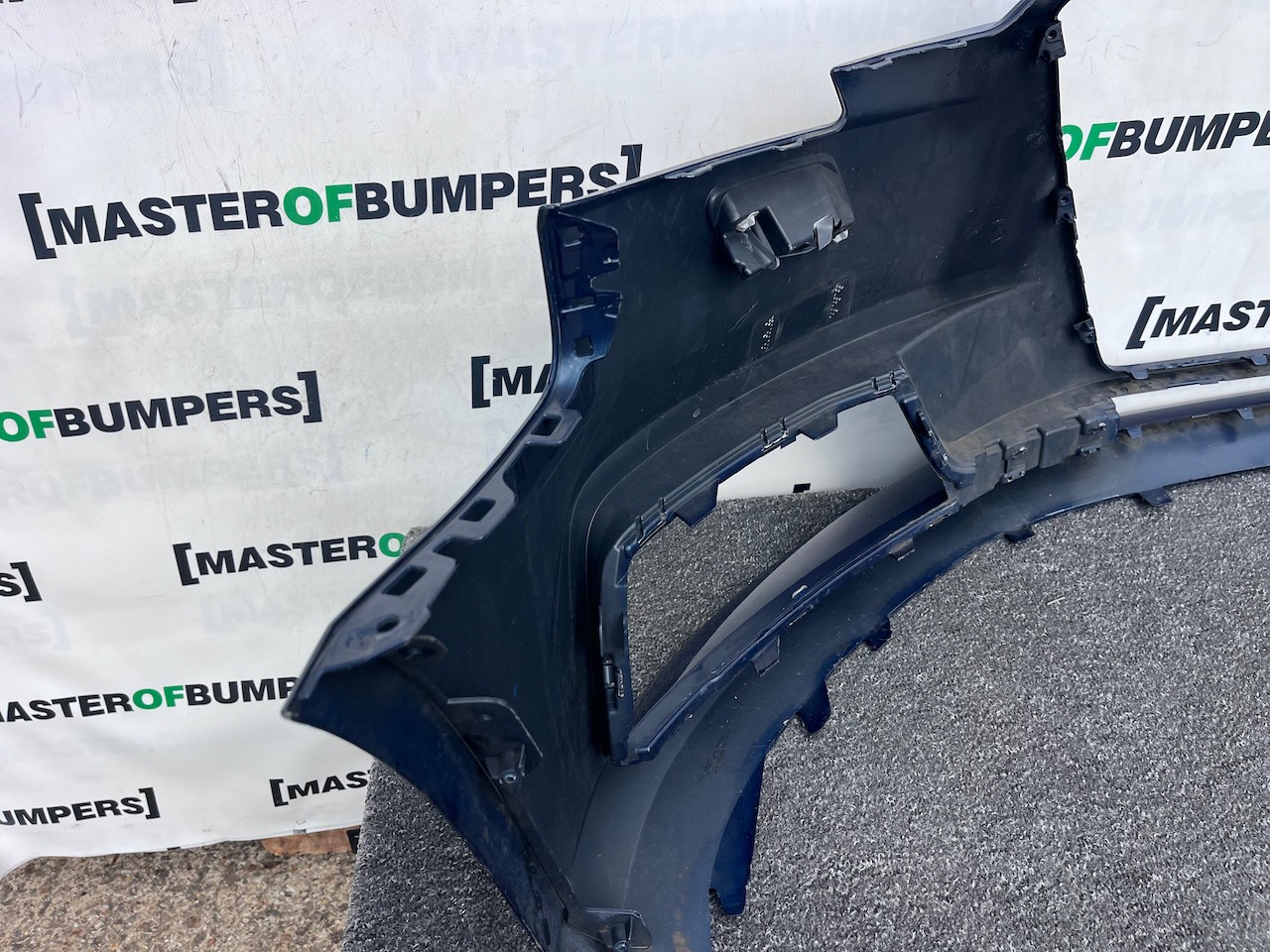 Audi A3 Se 8v Lift Hatchback 2016-2019 Front Bumper No Pdc Jets Genuine [a985]