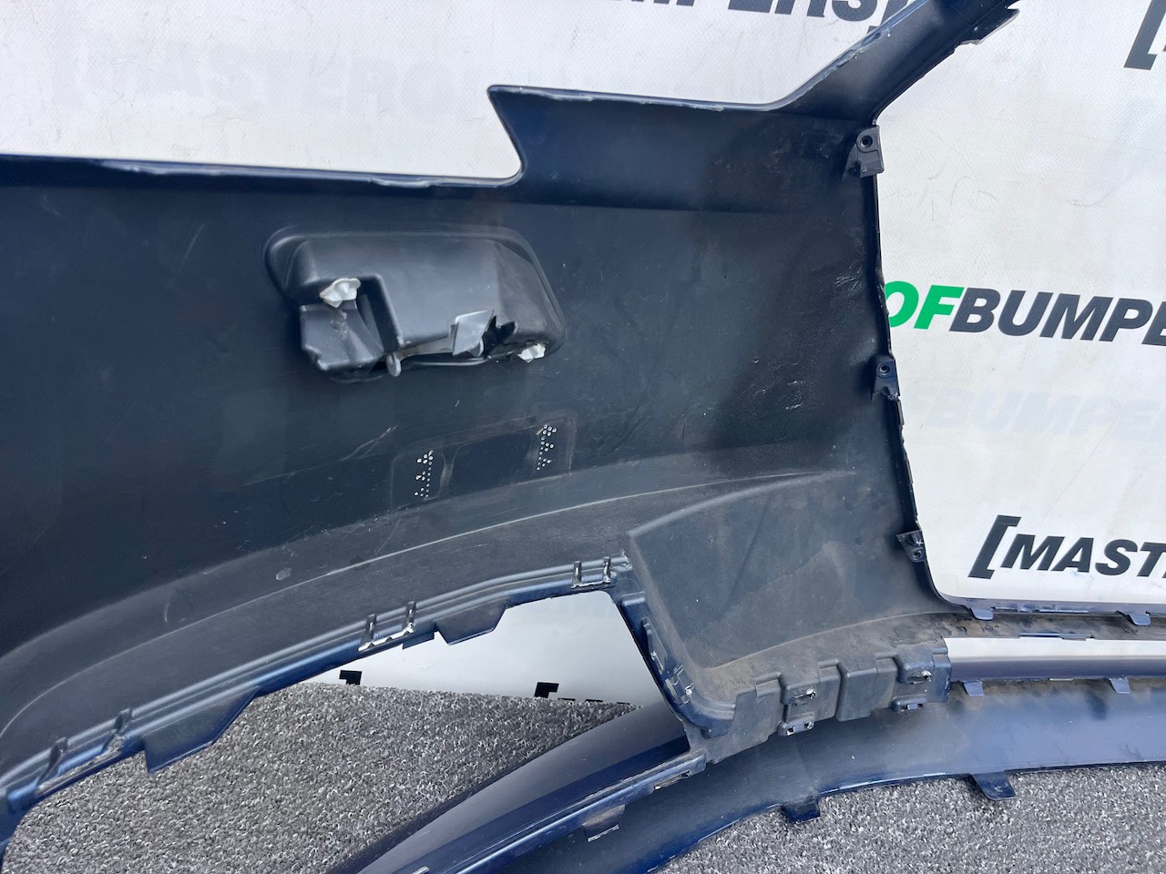 Audi A3 Se 8v Lift Hatchback 2016-2019 Front Bumper No Pdc Jets Genuine [a985]