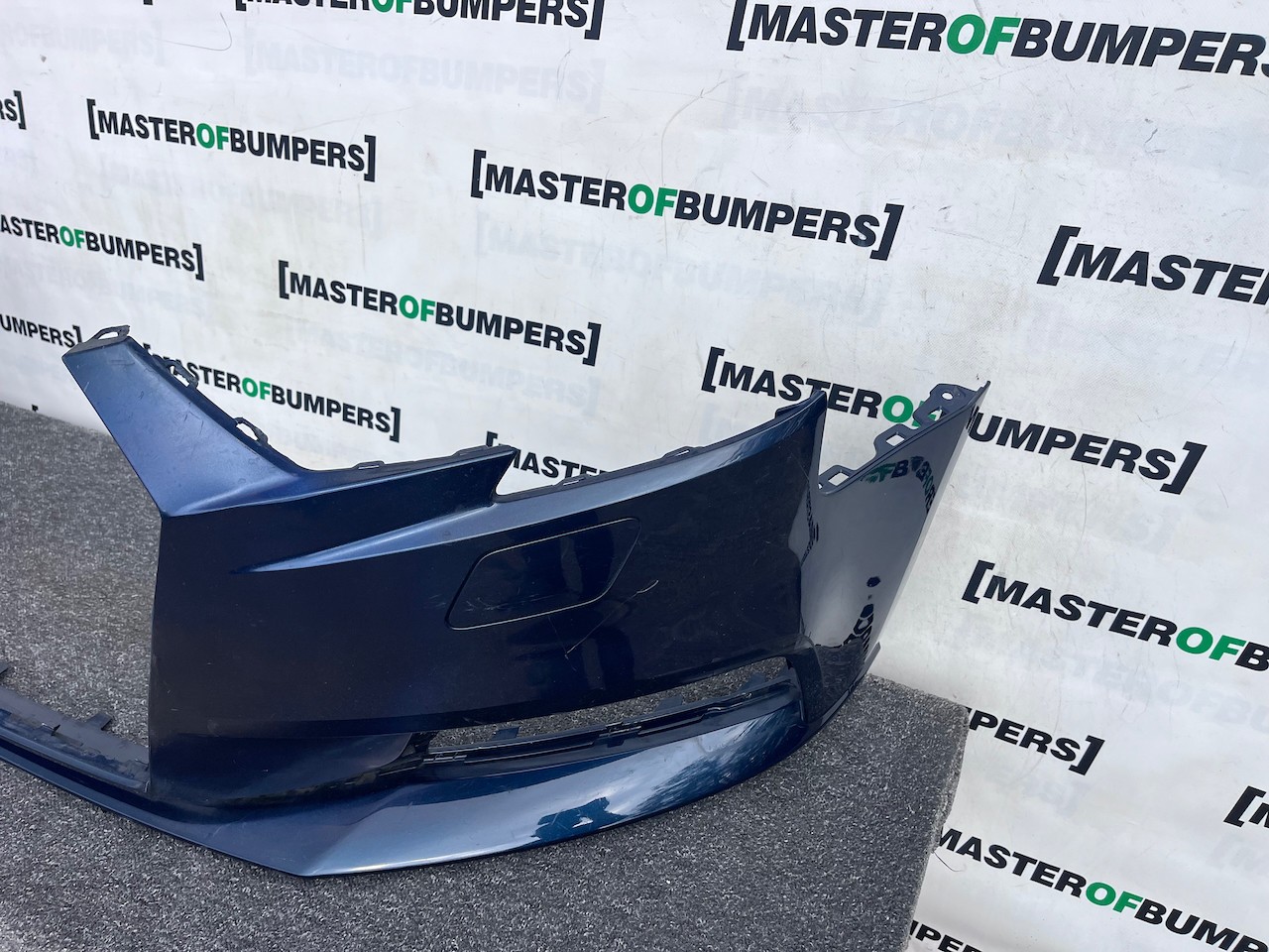 Audi A3 Se 8v Lift Hatchback 2016-2019 Front Bumper No Pdc Jets Genuine [a985]