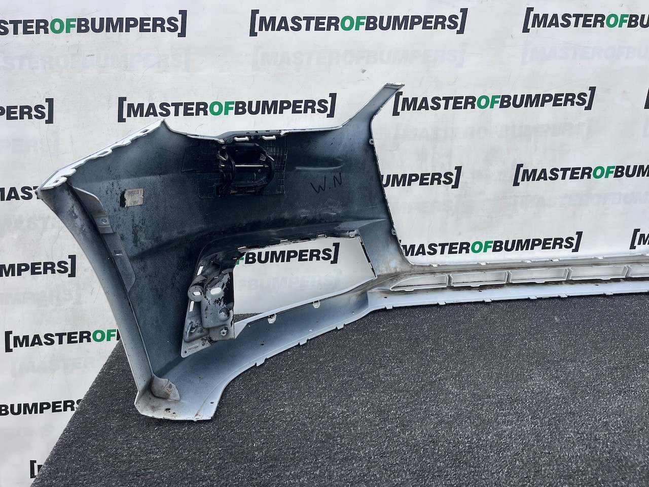 Audi A1 S-line Hatchback Lift 2015-2018 Front Bumper No Pdc Jets Genuine [a999]