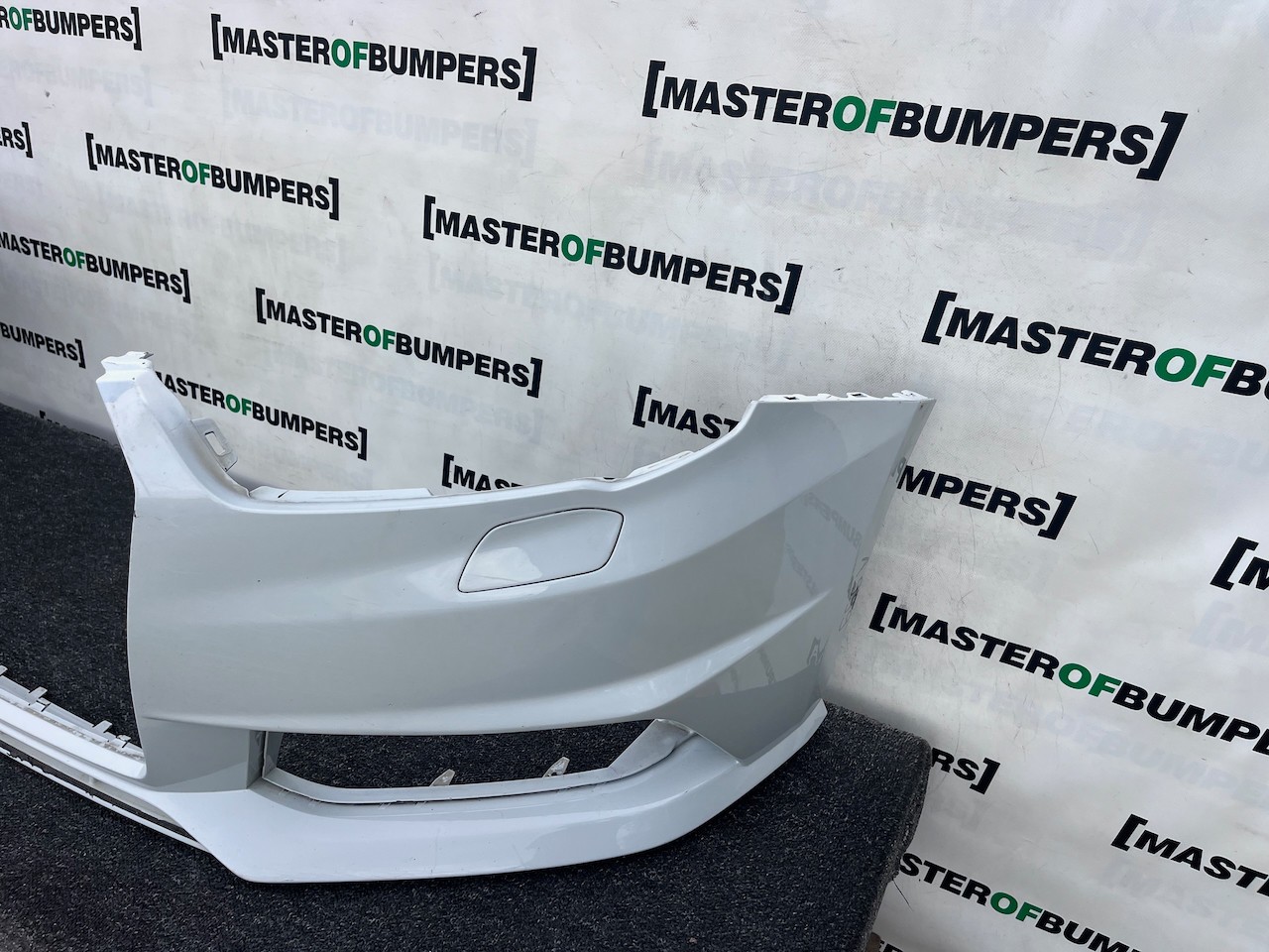Audi A1 S-line Hatchback Lift 2015-2018 Front Bumper No Pdc Jets Genuine [a999]