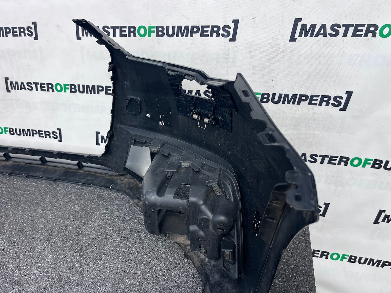 Audi A1 S-line S1 Hatchback Lift 2015-2018 Front Bumper No Pdc Jets Genuine [a3]