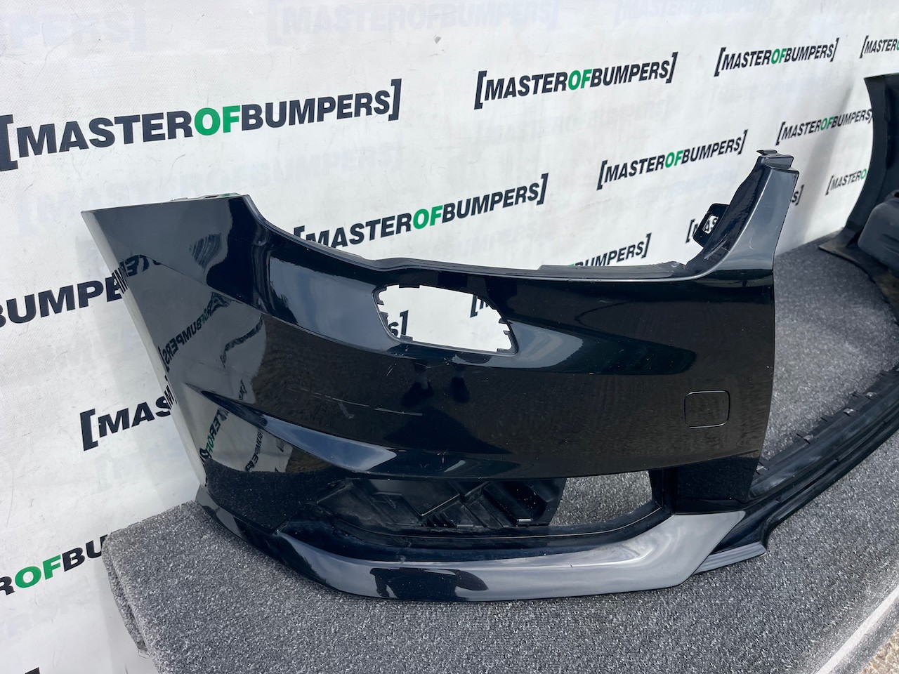 Audi A1 S-line S1 Hatchback Lift 2015-2018 Front Bumper No Pdc Jets Genuine [a3]