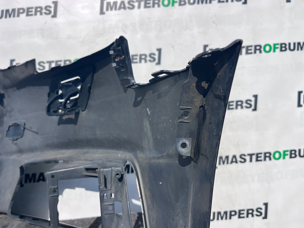 Audi A4 Se Saloon Estate B9 2016-2019 Front Bumper No Pdc Jets Genuine [a20]