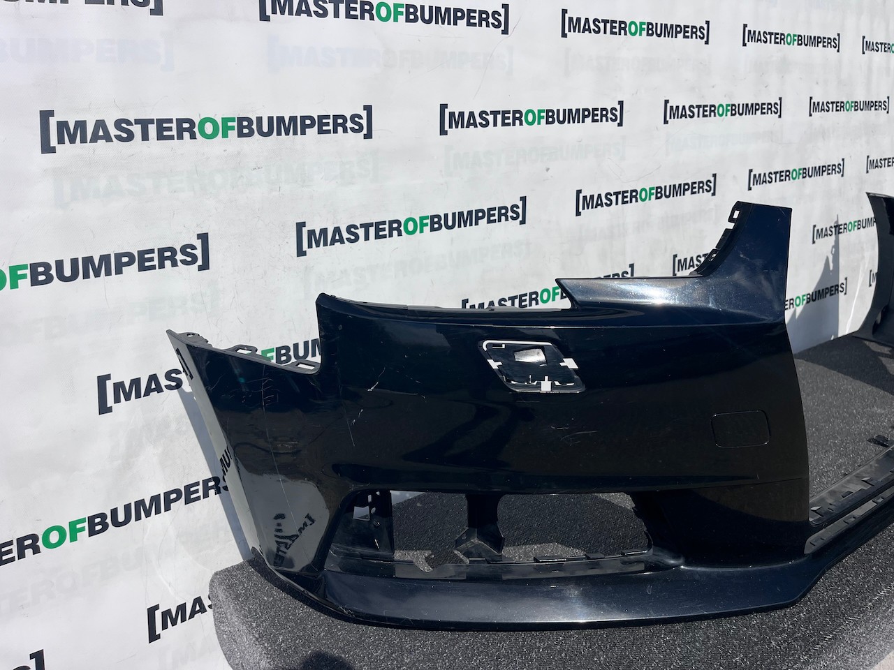 Audi A4 Se Saloon Estate B9 2016-2019 Front Bumper No Pdc Jets Genuine [a20]