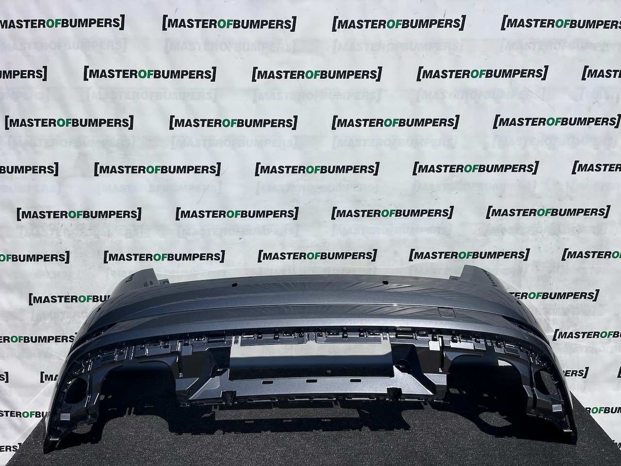 Audi A3 Se Hatchback 8v Lift 5 Doors 2016-2019 Rear Bumper 6 Pdc Genuine [a909]