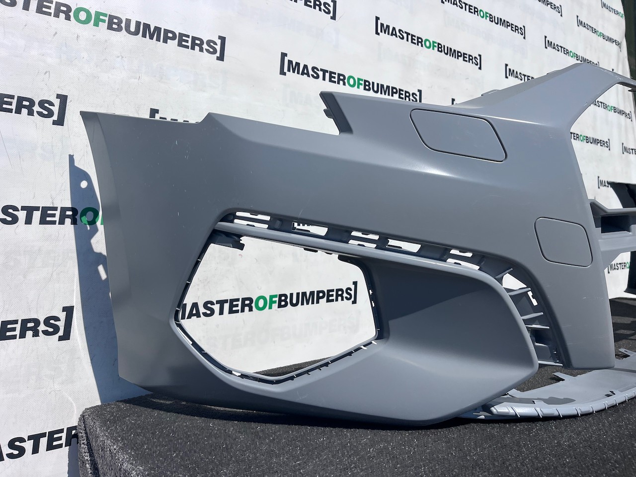 Audi A3 Se Technik 8y Hatchback 2020-2024 Front Bumper 4 Pdc +jets Genuine [a46]