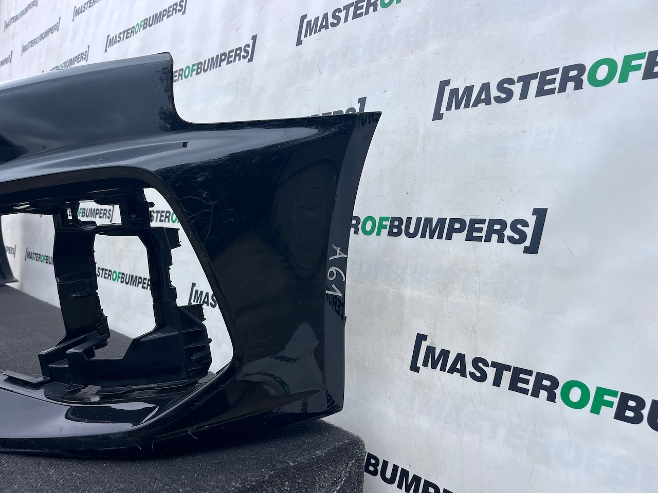 Audi Rs4 Avant B9 Lift 2020-2025 Front Bumper 4 Pdc +jets Genuine [a61]