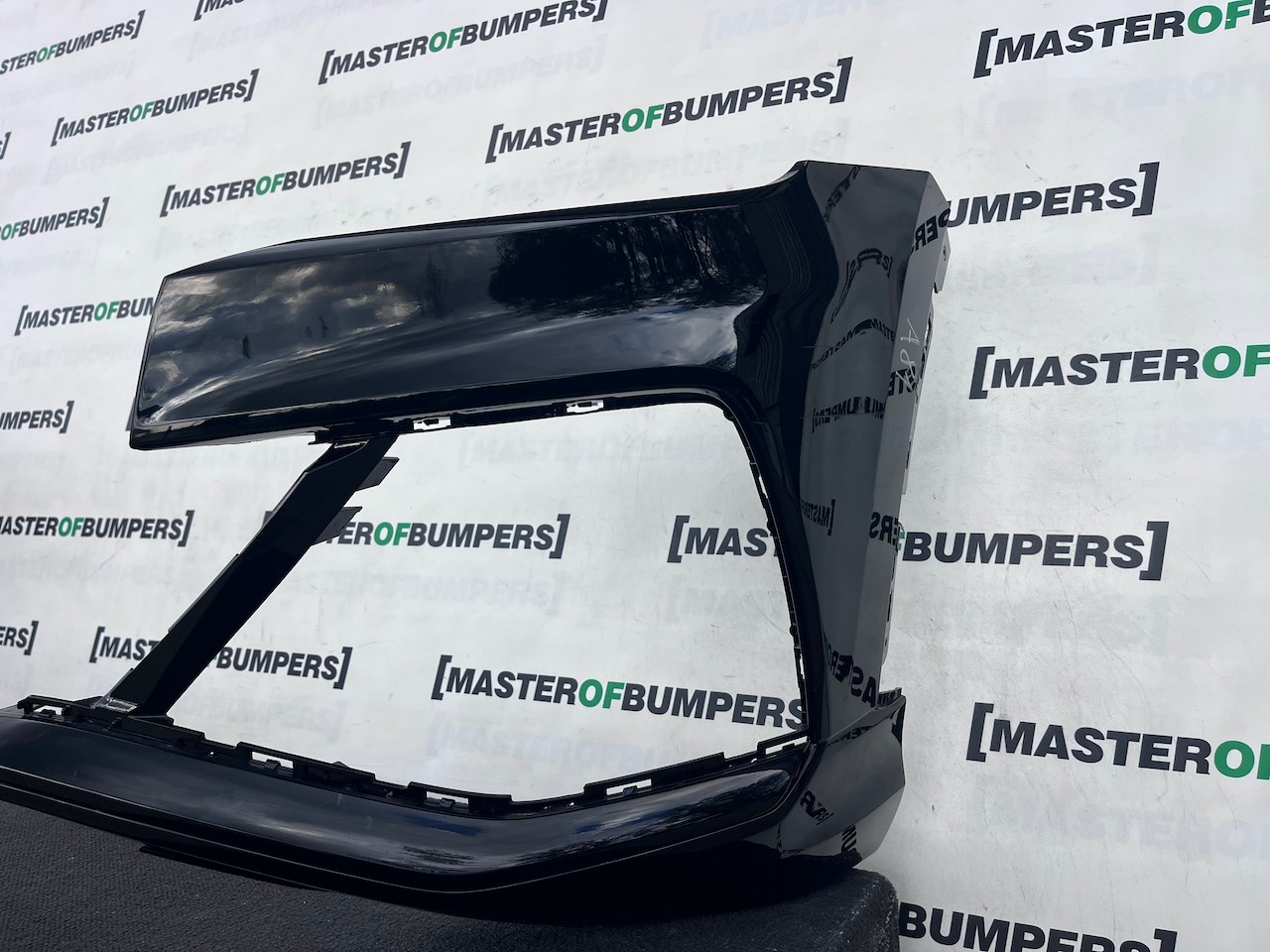 Audi Q8 S Line Sq8 Black Edition Suv 2019-2023 Front Bumper 4 Pdc Genuine [a81]