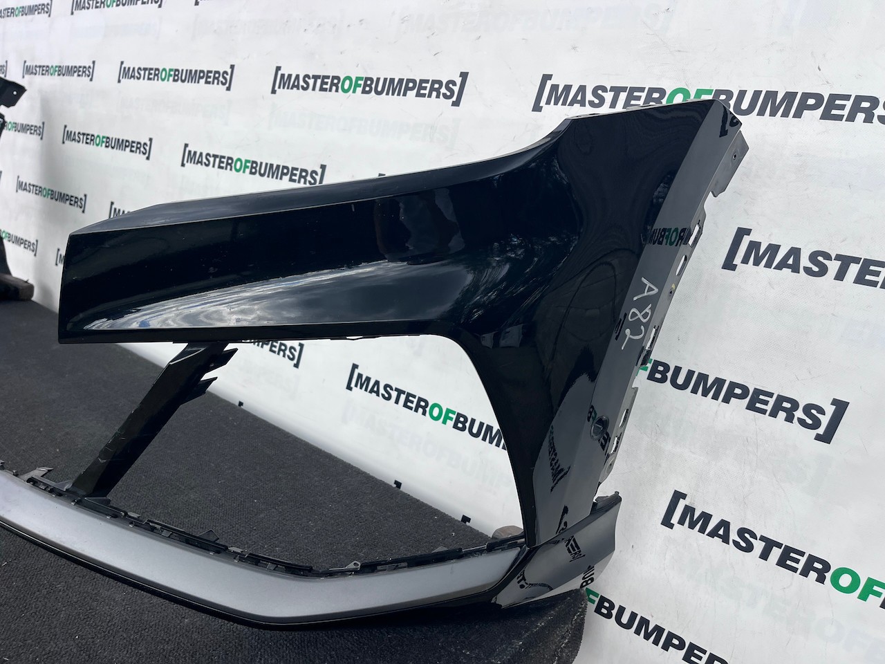Audi Q8 S Line Sq8 Black Edition Suv 2019-2023 Front Bumper 6 Pdc Genuine [a82]