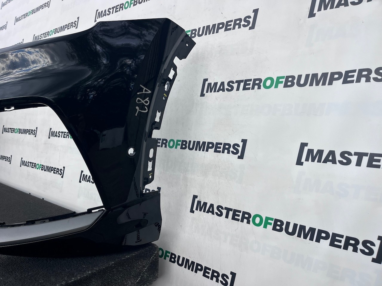 Audi Q8 S Line Sq8 Black Edition Suv 2019-2023 Front Bumper 6 Pdc Genuine [a82]