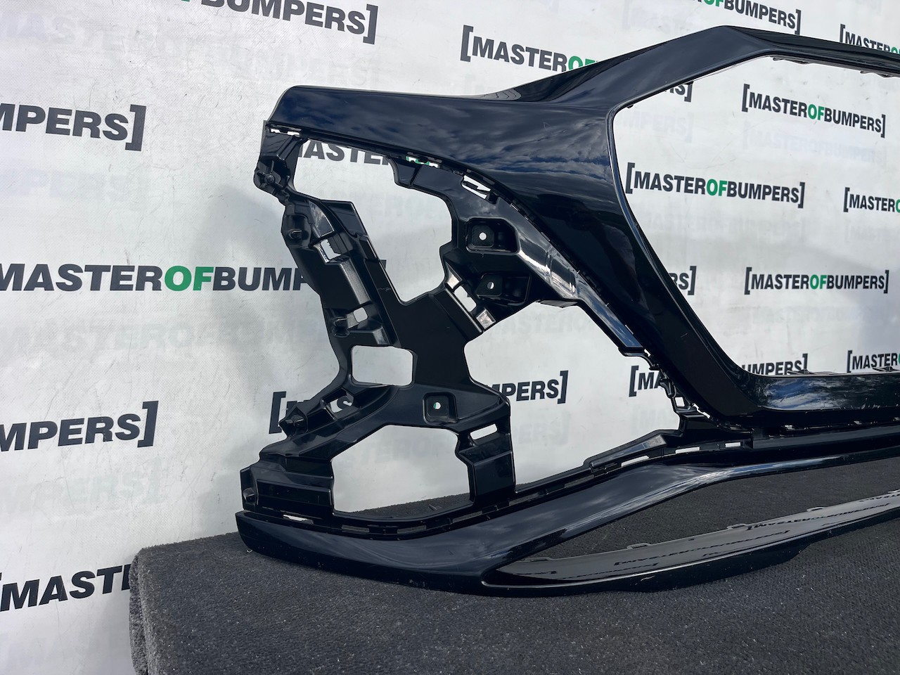 Audi Q8 E-tron Launch Edition Suv 2023-2026 Front Bumper Blende Genuine [a8]