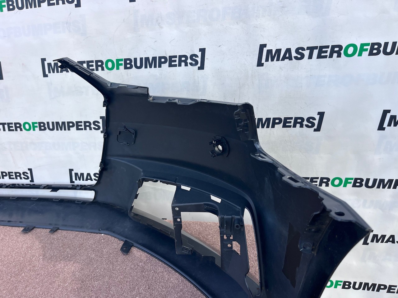 Audi A4 Se Sport Saloon Avant 2016-2018 Front Bumper 4 Pdc No Jets Genuine [a94]