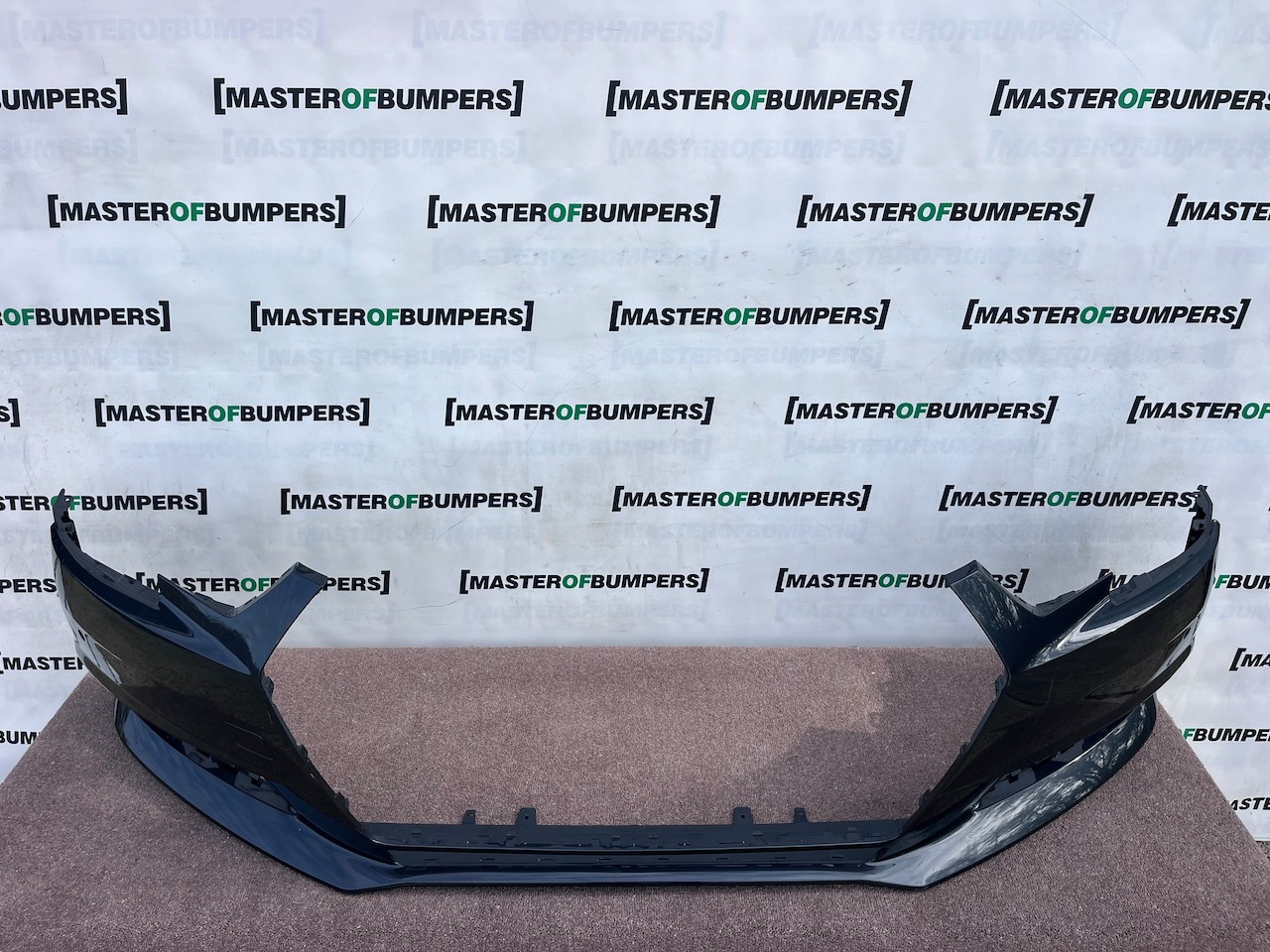 Audi A4 Se Sport Saloon Avant 2016-2018 Front Bumper 4 Pdc No Jets Genuine [a94]