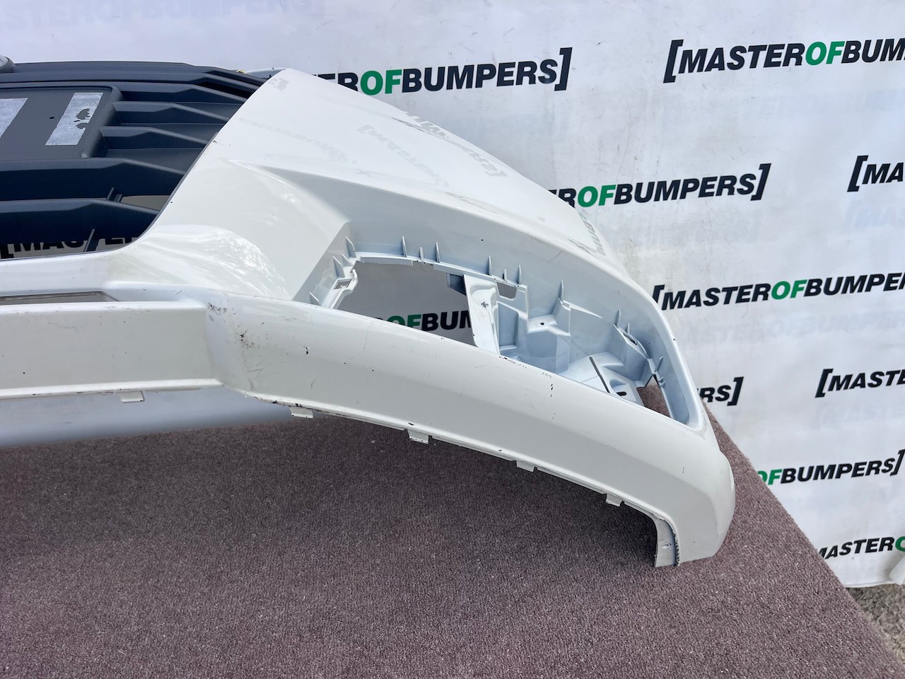 Audi A1 Se Lift Hatchback 2015-2018 Front Bumper No Pdc No Jets Genuine [a97]