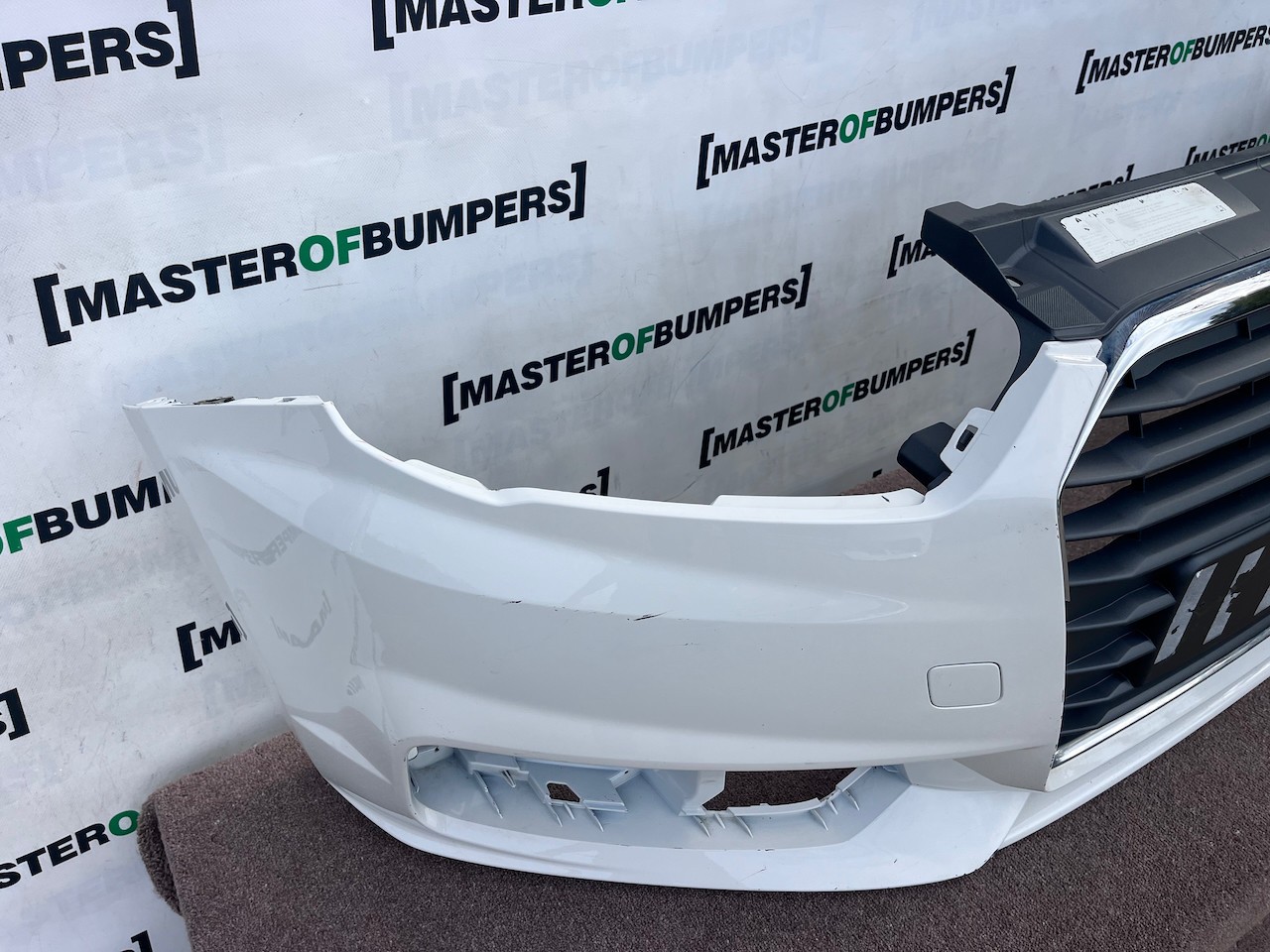 Audi A1 Se Lift Hatchback 2015-2018 Front Bumper No Pdc No Jets Genuine [a97]