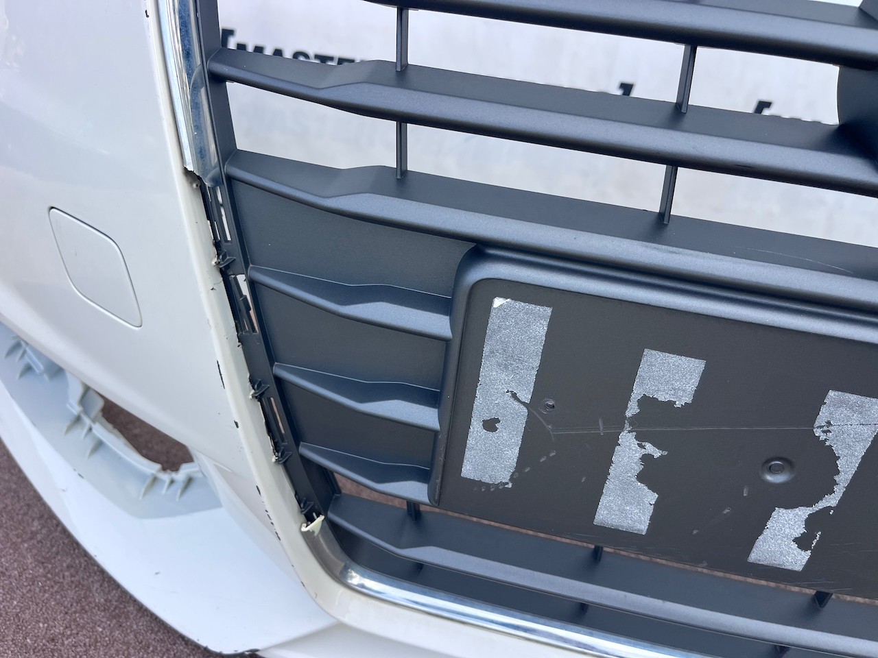 Audi A1 Se Lift Hatchback 2015-2018 Front Bumper No Pdc No Jets Genuine [a97]