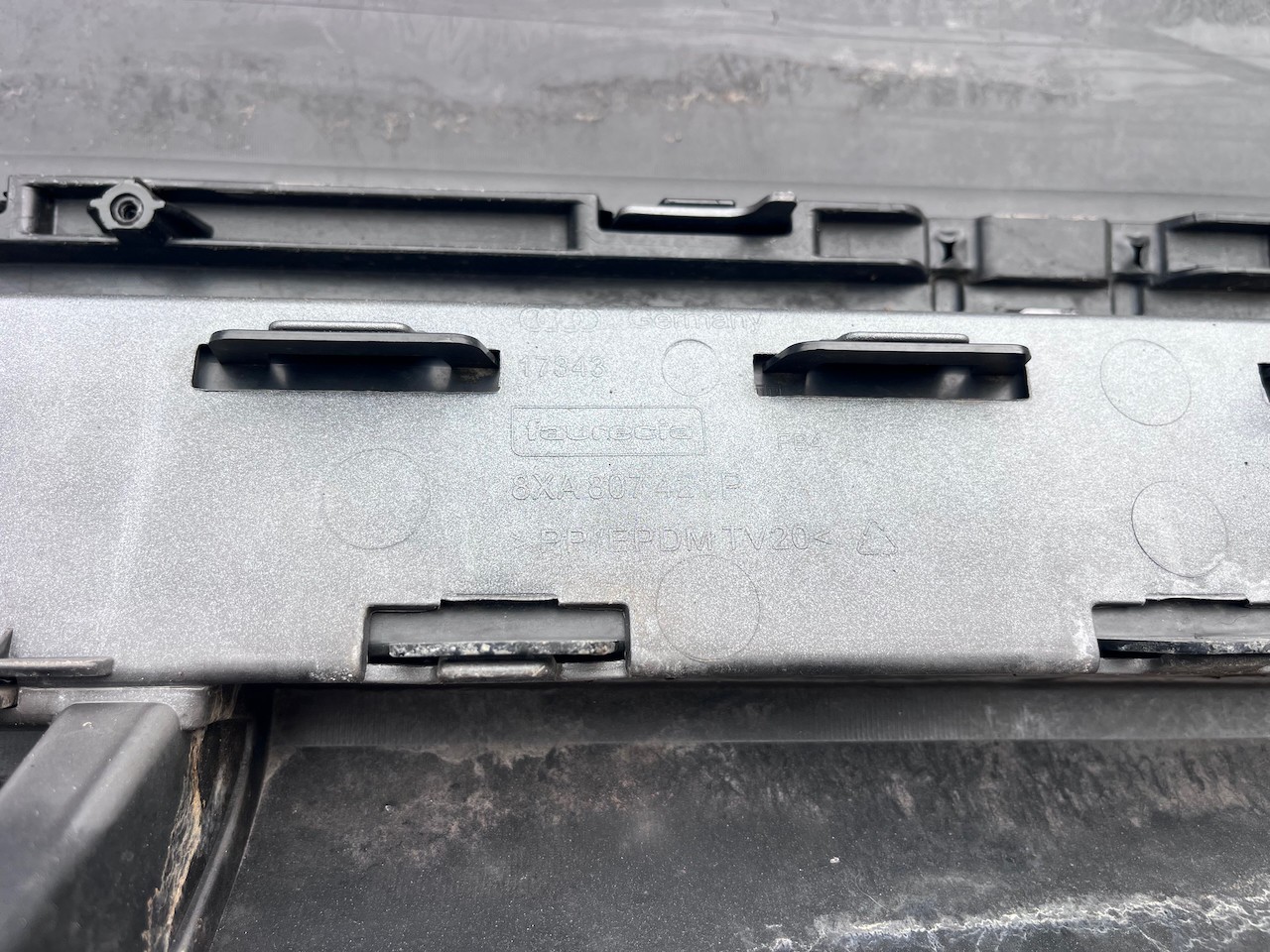 Audi A1 S-line 3 And 5 Doors Lift 8xa 2015-2018 Rear Bumper 4 Pdc Genuine [a125]
