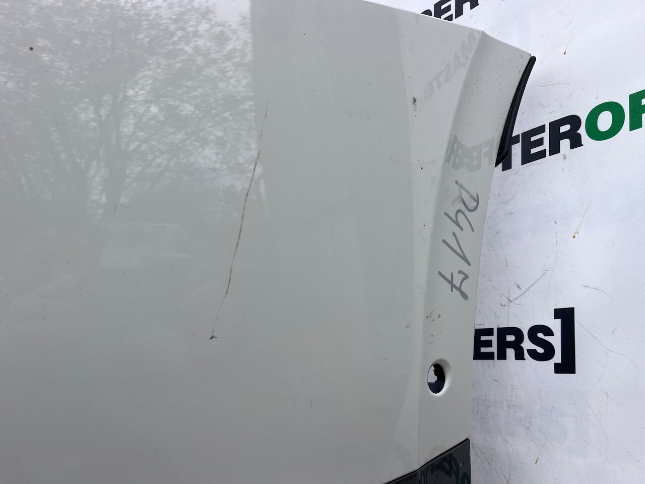 Bentley Continental Gt Gtc 2024-on Rear Bumper 6 Pdc White Genuine [p417]